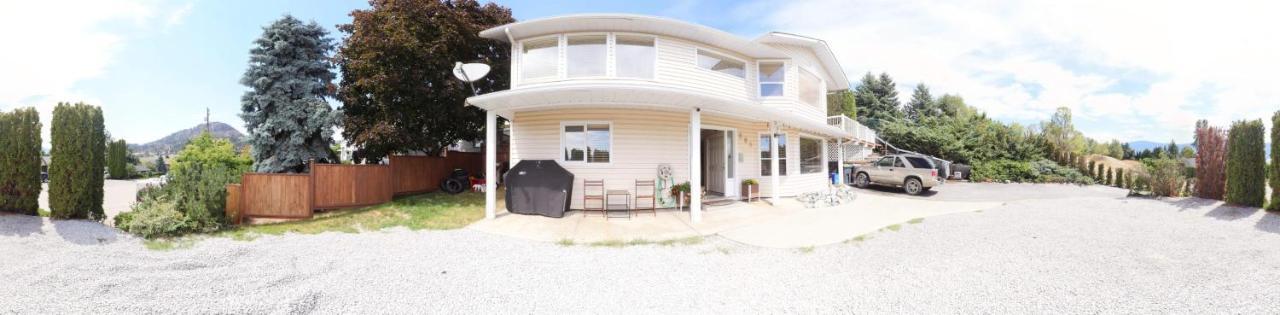 Rodee Homestay West Kelowna Ngoại thất bức ảnh